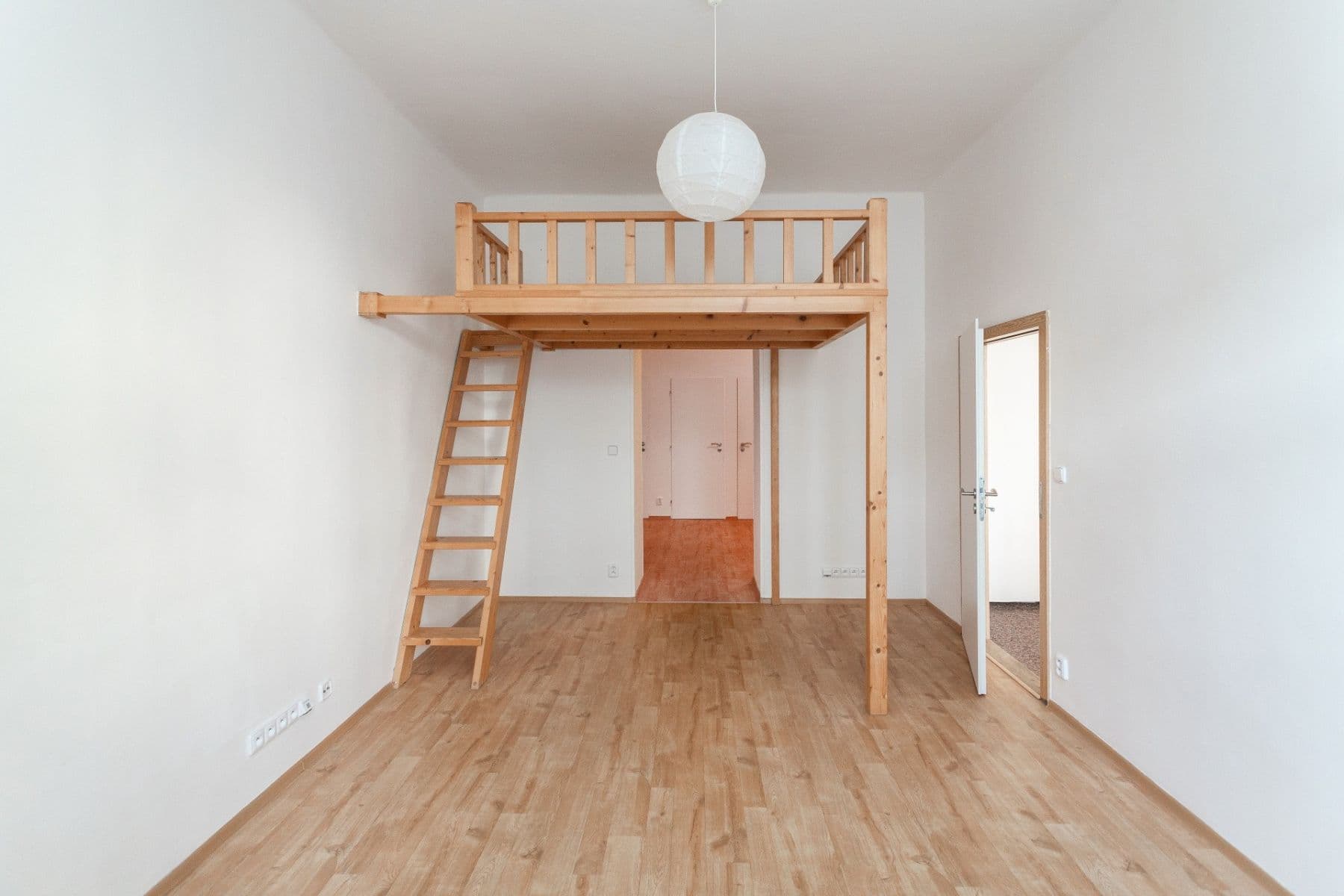 Predaj bytu 2-izbový 60 m², Kovářská, Praha, Praha Predaj bytu 2-izbový 60 m², Kovářská, Praha, Praha