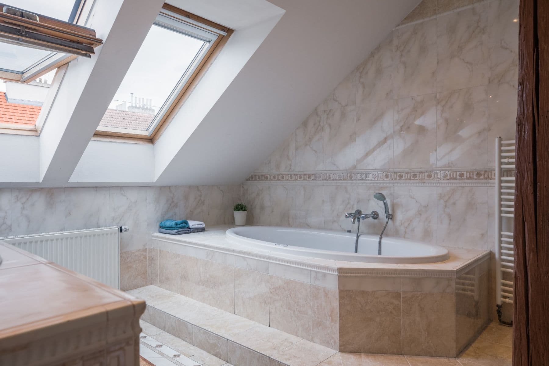 Predaj bytu 5-izbový 145 m², Strojnická, Praha, Praha Predaj bytu 5-izbový 145 m², Strojnická, Praha, Praha