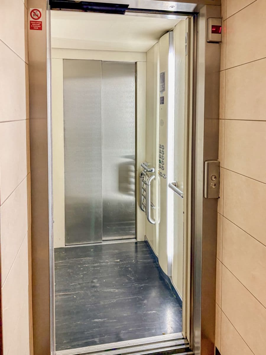 Predaj bytu 2-izbový 54 m², Pod Harfou, Praha, Praha Predaj bytu 2-izbový 54 m², Pod Harfou, Praha, Praha