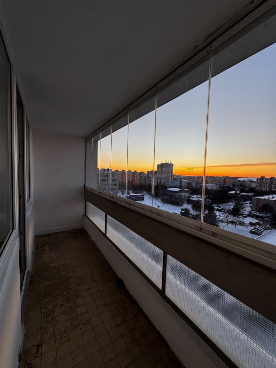 Predaj bytu 3-izbový 56 m², Vratislavská, Praha, Praha Predaj bytu 3-izbový 56 m², Vratislavská, Praha, Praha