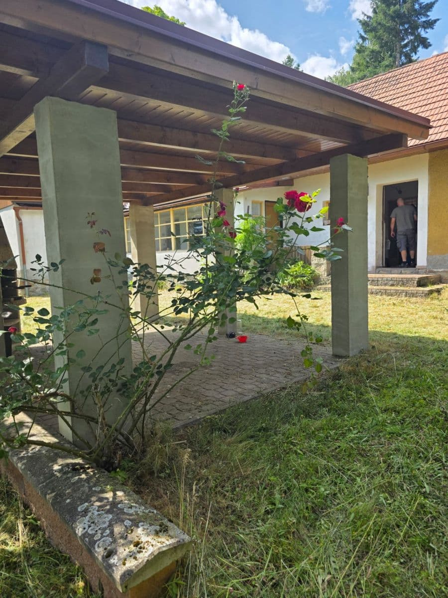 Predaj rekreačného objektu 466 m², pozemek 987 m², Bystřice, Středočeský kraj Predaj rekreačného objektu 466 m², pozemek 987 m², Bystřice, Středočeský kraj