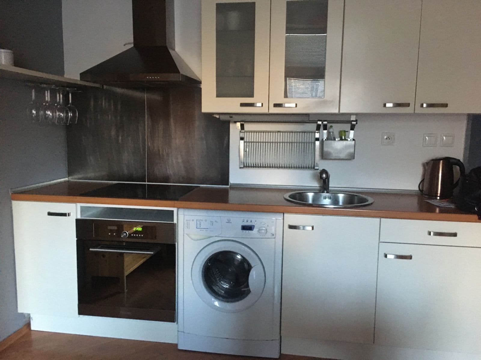 Prenájom bytu 38 m², Novákových, Praha, Praha Prenájom bytu 38 m², Novákových, Praha, Praha