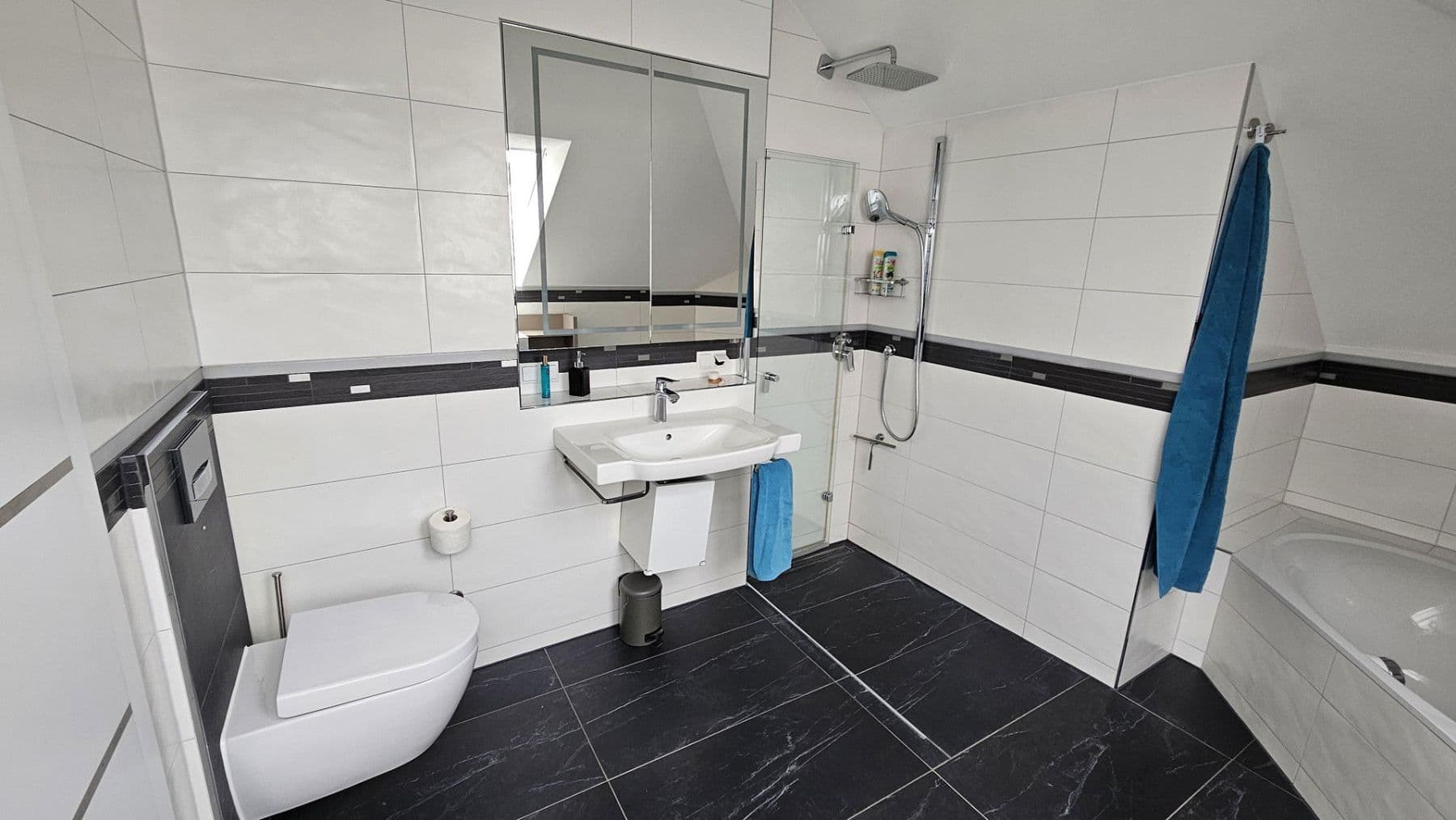 Predaj bytu 3-izbový 176 m², Trajanstraße 14, Mainz, Porýnie-Falcko Predaj bytu 3-izbový 176 m², Trajanstraße 14, Mainz, Porýnie-Falcko