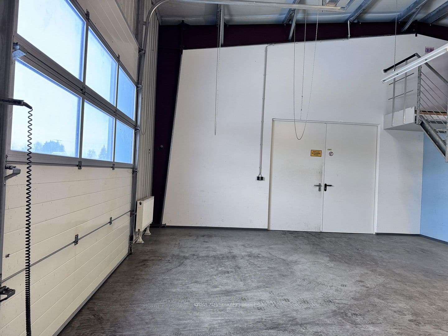 Prenájom nebytového priestoru 183 m², Thiendorf, Sasko Prenájom nebytového priestoru 183 m², Thiendorf, Sasko