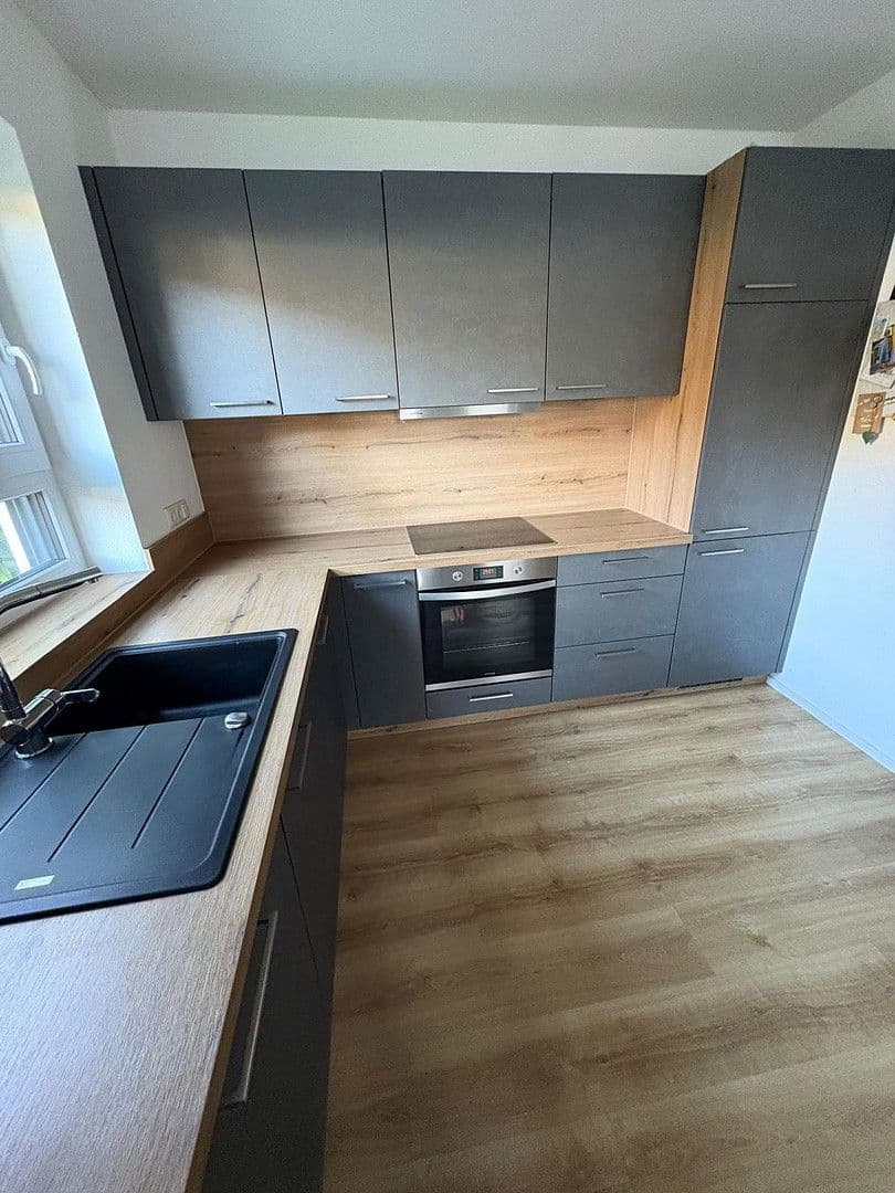 Prenájom bytu 3-izbový 86 m², Schnaidweg2, Memmingen Eisenburg, Bavorsko Prenájom bytu 3-izbový 86 m², Schnaidweg2, Memmingen Eisenburg, Bavorsko