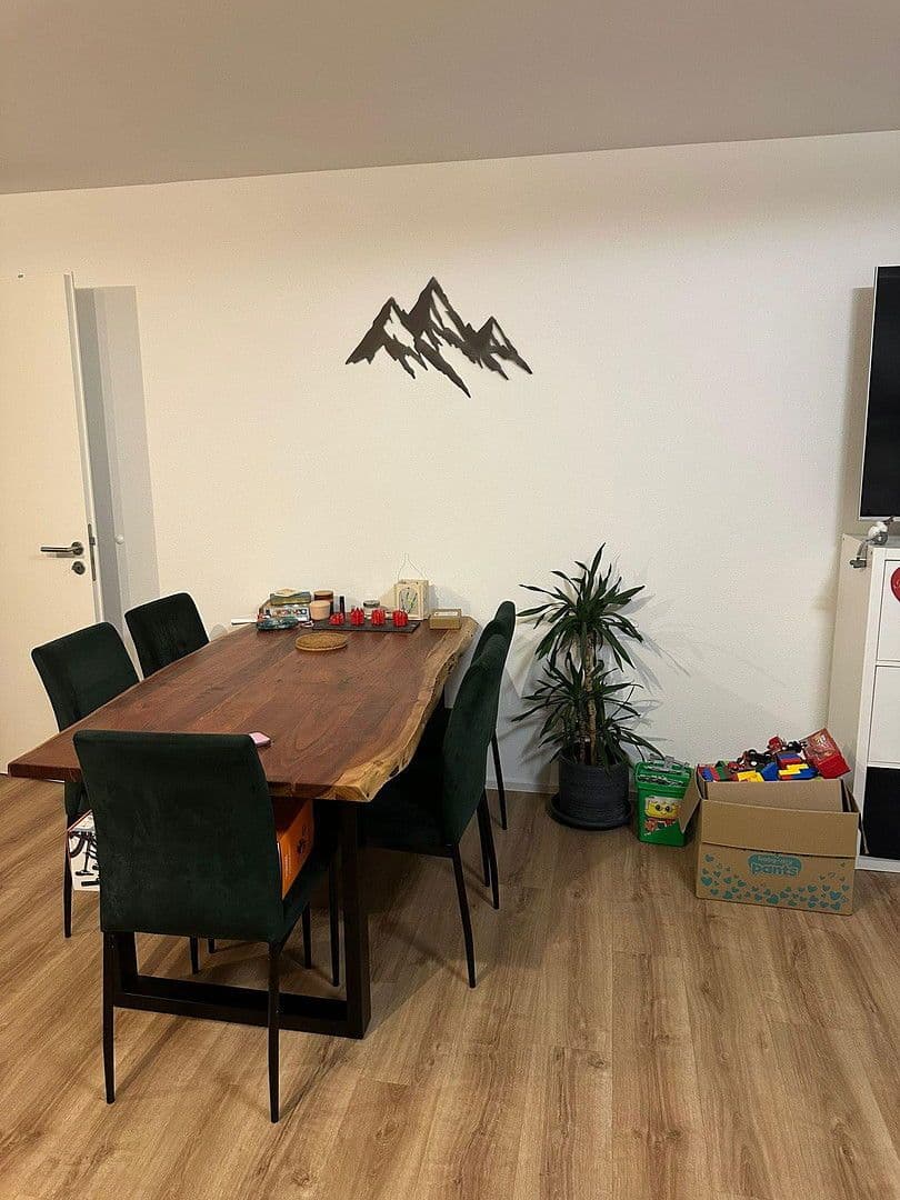 Prenájom bytu 3-izbový 86 m², Schnaidweg2, Memmingen Eisenburg, Bavorsko Prenájom bytu 3-izbový 86 m², Schnaidweg2, Memmingen Eisenburg, Bavorsko