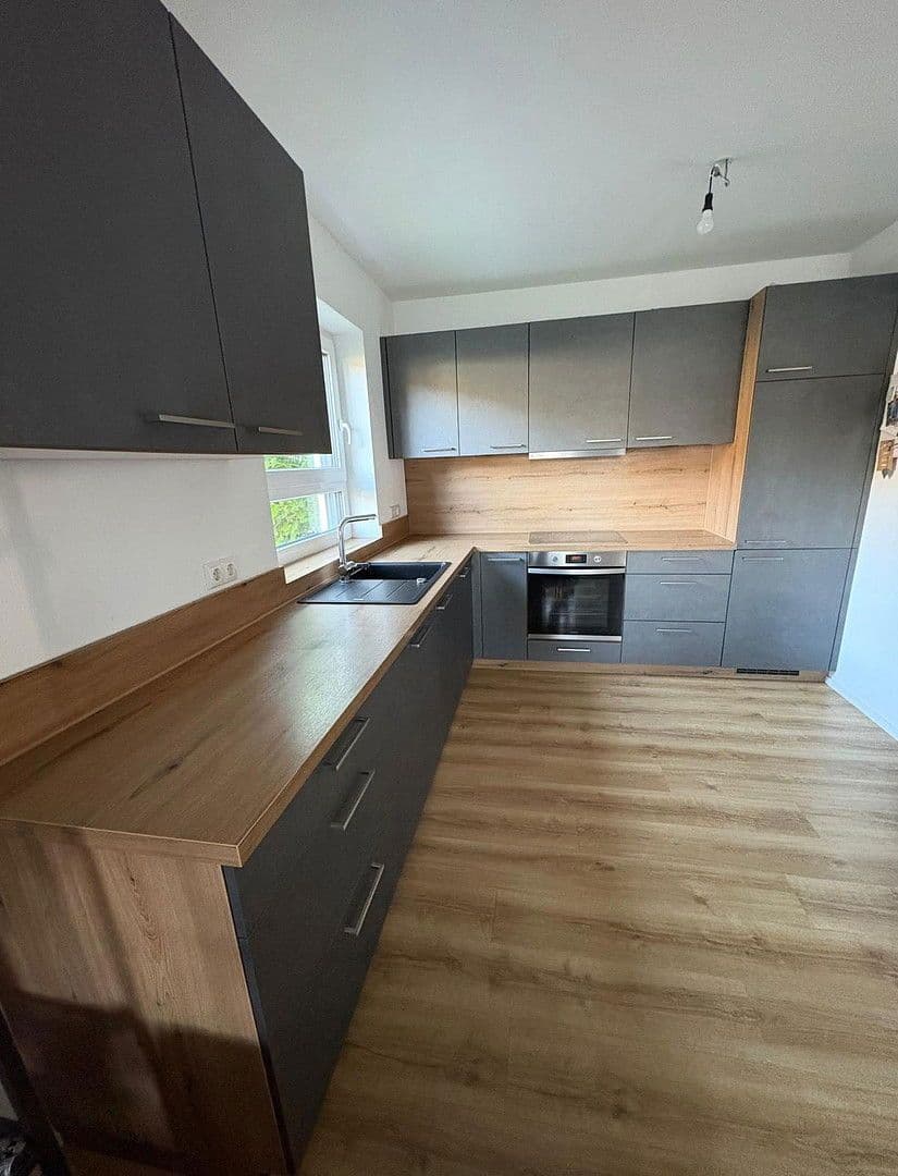 Prenájom bytu 3-izbový 86 m², Schnaidweg2, Memmingen Eisenburg, Bavorsko Prenájom bytu 3-izbový 86 m², Schnaidweg2, Memmingen Eisenburg, Bavorsko