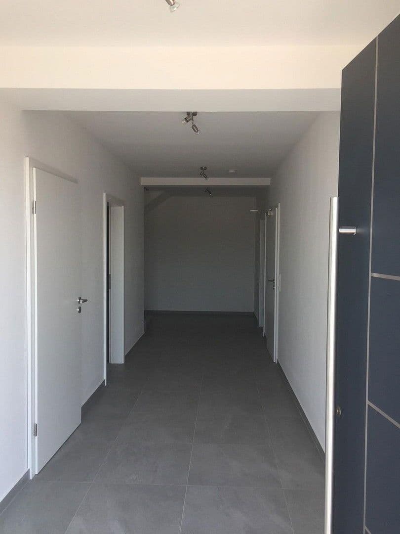 Predaj domu 230 m², pozemek 315 m², Althütter Str 17a, Otterberg, Porýnie-Falcko Predaj domu 230 m², pozemek 315 m², Althütter Str 17a, Otterberg, Porýnie-Falcko