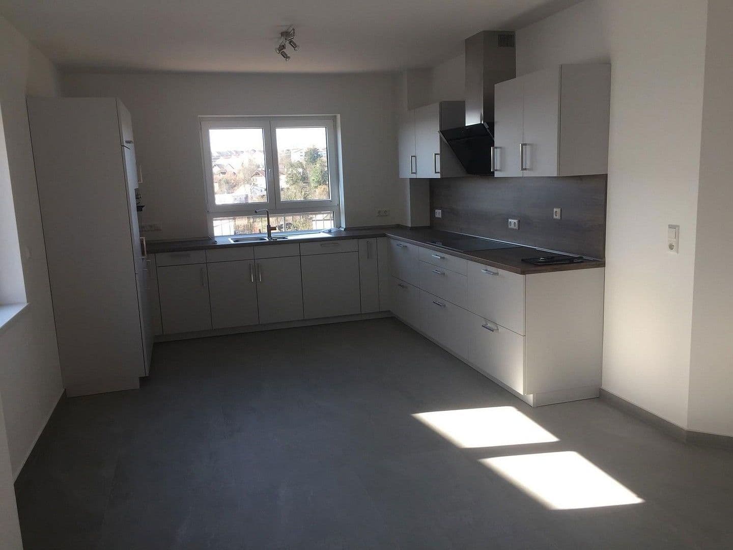 Predaj domu 230 m², pozemek 315 m², Althütter Str 17a, Otterberg, Porýnie-Falcko Predaj domu 230 m², pozemek 315 m², Althütter Str 17a, Otterberg, Porýnie-Falcko