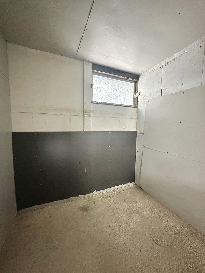 Prenájom nebytového priestoru 126 m², St.Pölten, Dolné Rakúsko Prenájom nebytového priestoru 126 m², St.Pölten, Dolné Rakúsko