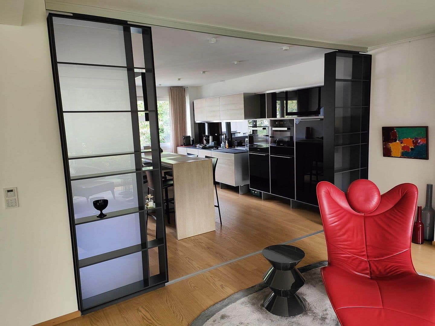 Prenájom bytu 5-izbový 224 m², Düsseldorf, Severné Porýnie - Westfálsko Prenájom bytu 5-izbový 224 m², Düsseldorf, Severné Porýnie - Westfálsko