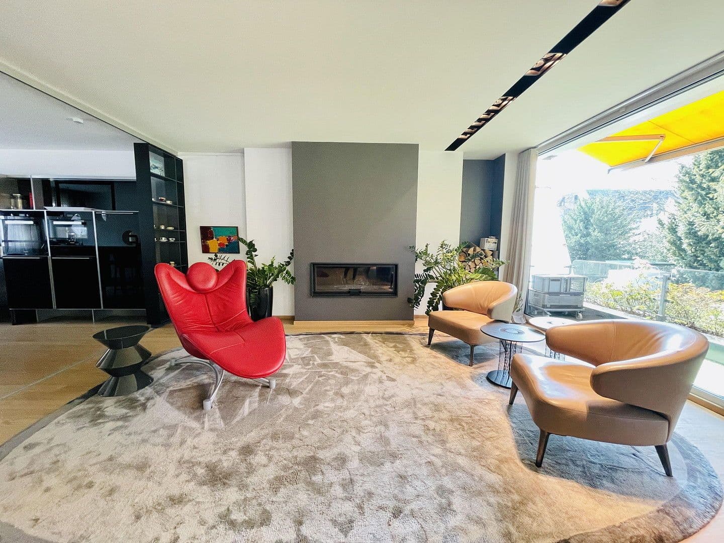 Prenájom bytu 5-izbový 224 m², Düsseldorf, Severné Porýnie - Westfálsko Prenájom bytu 5-izbový 224 m², Düsseldorf, Severné Porýnie - Westfálsko