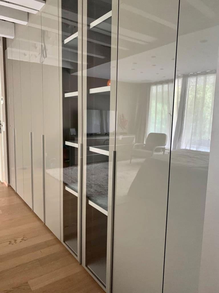 Prenájom bytu 5-izbový 224 m², Düsseldorf, Severné Porýnie - Westfálsko Prenájom bytu 5-izbový 224 m², Düsseldorf, Severné Porýnie - Westfálsko