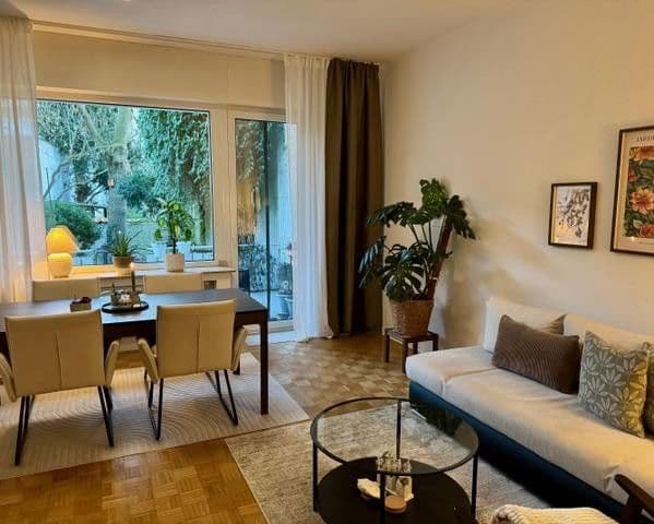 Predaj domu 235 m², pozemek 231 m², Spindelstrasse 36a, Osnabrück, Dolné Sasko Predaj domu 235 m², pozemek 231 m², Spindelstrasse 36a, Osnabrück, Dolné Sasko