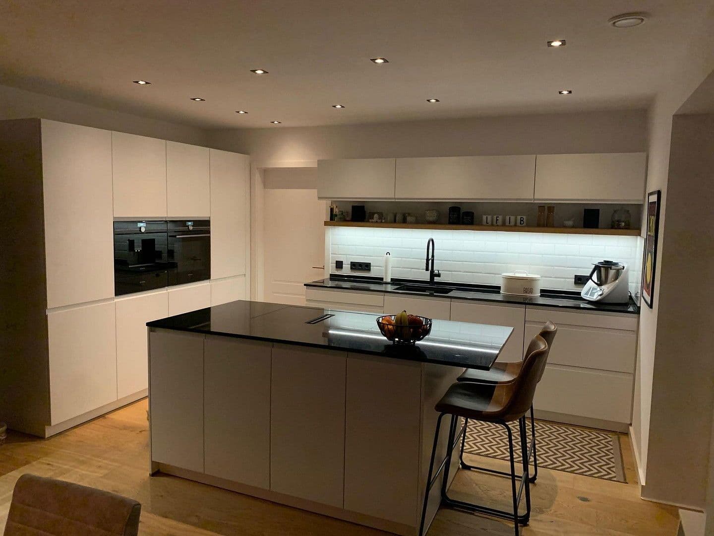 Predaj domu 170 m², pozemek 800 m², Ahrensburg, Šlezvicko-Holštajnsko Predaj domu 170 m², pozemek 800 m², Ahrensburg, Šlezvicko-Holštajnsko