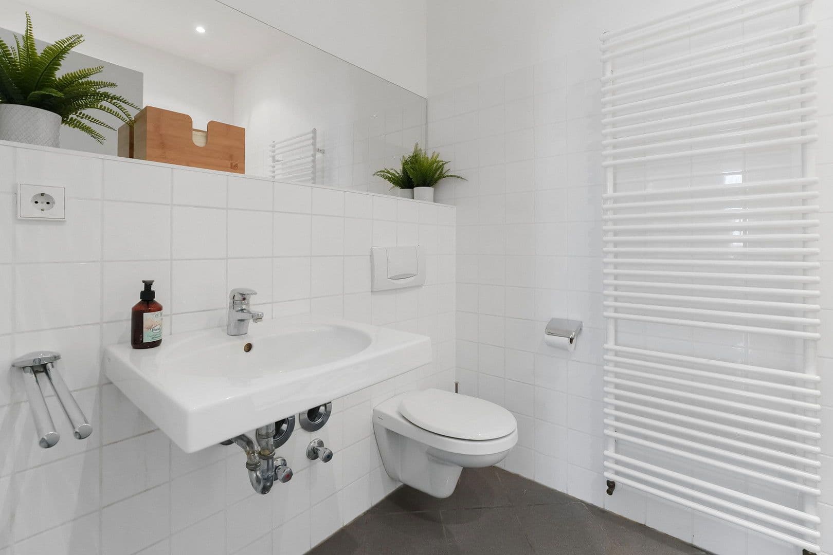 Prenájom kancelárie 121 m², Grazer Straße 30, Hannover, Dolné Sasko Prenájom kancelárie 121 m², Grazer Straße 30, Hannover, Dolné Sasko