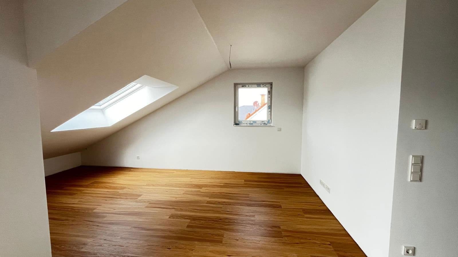 Prenájom bytu 3-izbový 72 m², Jügesheimer Weg 31, Seligenstadt, Hesensko Prenájom bytu 3-izbový 72 m², Jügesheimer Weg 31, Seligenstadt, Hesensko