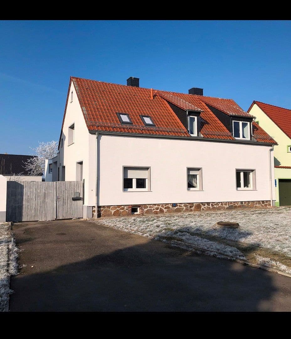 Prenájom domu 110 m², pozemek 500 m², Kreuzweg 4, Delitzsch, Sasko Prenájom domu 110 m², pozemek 500 m², Kreuzweg 4, Delitzsch, Sasko