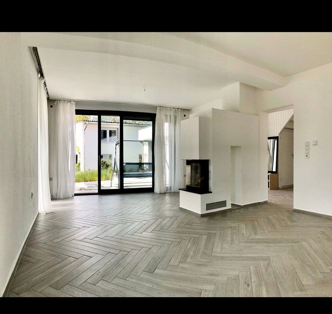 Prenájom domu 110 m², pozemek 500 m², Kreuzweg 4, Delitzsch, Sasko Prenájom domu 110 m², pozemek 500 m², Kreuzweg 4, Delitzsch, Sasko