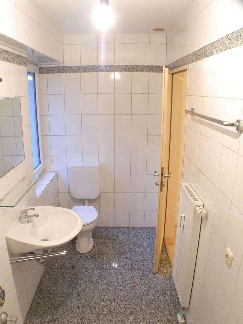 Prenájom bytu 2-izbový 46 m², Landsham b. Kirchheim, Bavorsko Prenájom bytu 2-izbový 46 m², Landsham b. Kirchheim, Bavorsko