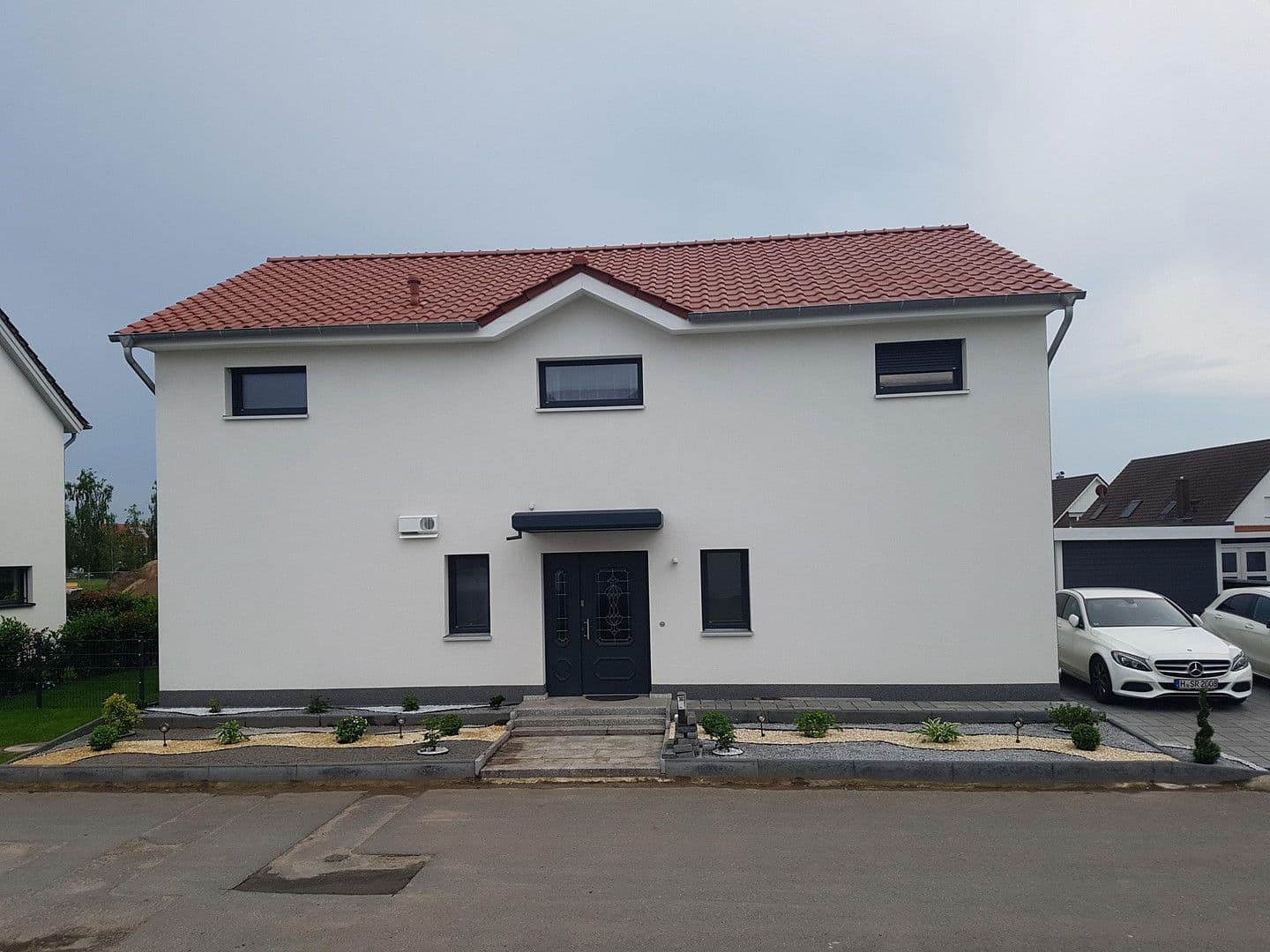 Predaj domu 180 m², pozemek 430 m², Langenhagen, Dolné Sasko Predaj domu 180 m², pozemek 430 m², Langenhagen, Dolné Sasko