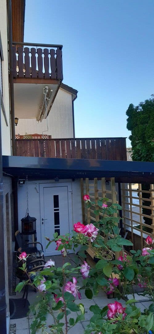 Predaj domu 238 m², pozemek 548 m², Spraitbach, Bádensko-Wurttembersko Predaj domu 238 m², pozemek 548 m², Spraitbach, Bádensko-Wurttembersko