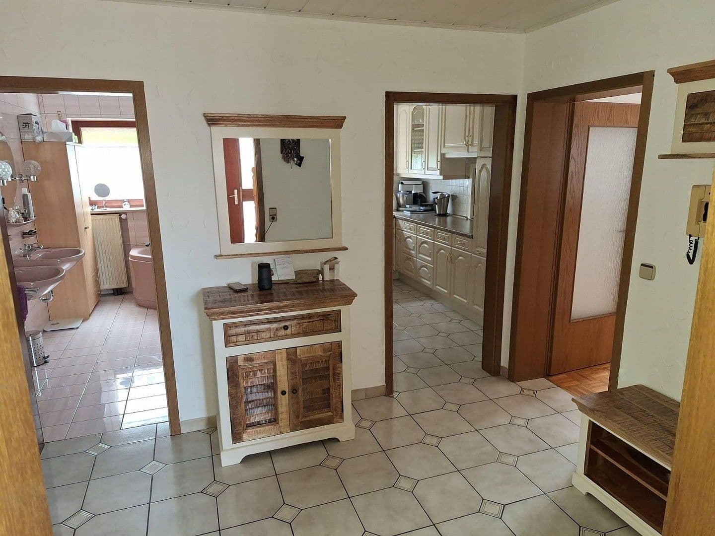 Predaj domu 238 m², pozemek 548 m², Spraitbach, Bádensko-Wurttembersko Predaj domu 238 m², pozemek 548 m², Spraitbach, Bádensko-Wurttembersko