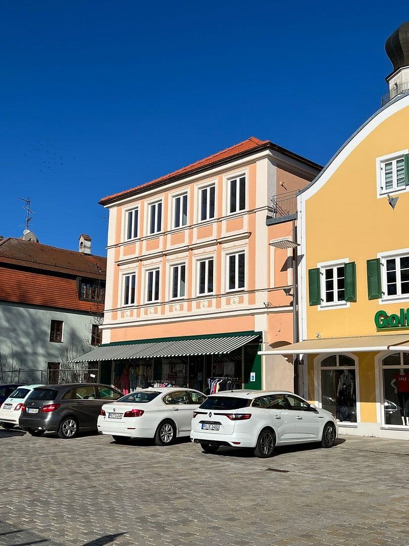 Prenájom bytu 3-izbový 95 m², Stadtplatz 10, Bad Griesbach i.Rottal, Bavorsko Prenájom bytu 3-izbový 95 m², Stadtplatz 10, Bad Griesbach i.Rottal, Bavorsko