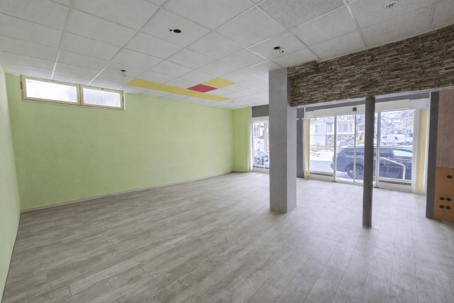 Prenájom kancelárie 50 m², Rathausplatz 3, Mühlacker, Bádensko-Wurttembersko Prenájom kancelárie 50 m², Rathausplatz 3, Mühlacker, Bádensko-Wurttembersko