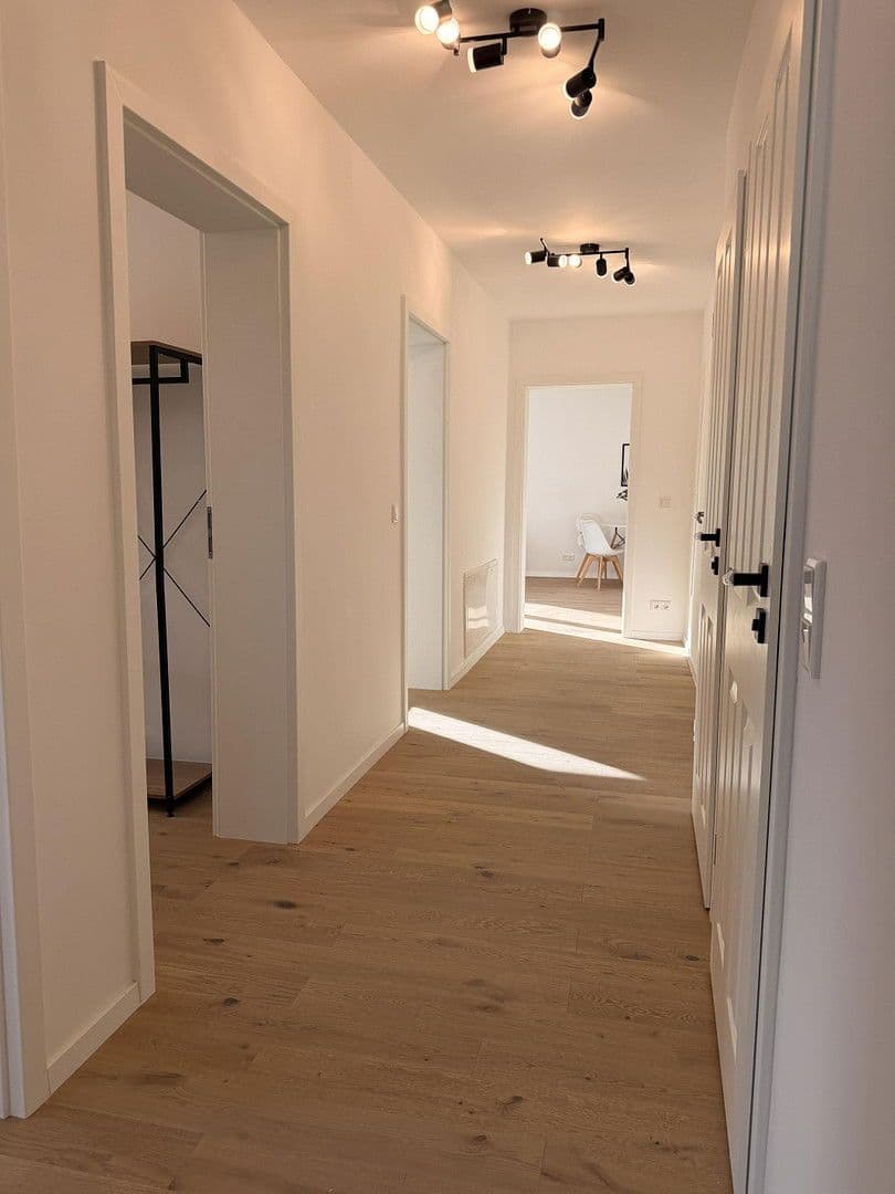 Predaj bytu 4-izbový 104 m², Seukendorf, Bavorsko Predaj bytu 4-izbový 104 m², Seukendorf, Bavorsko