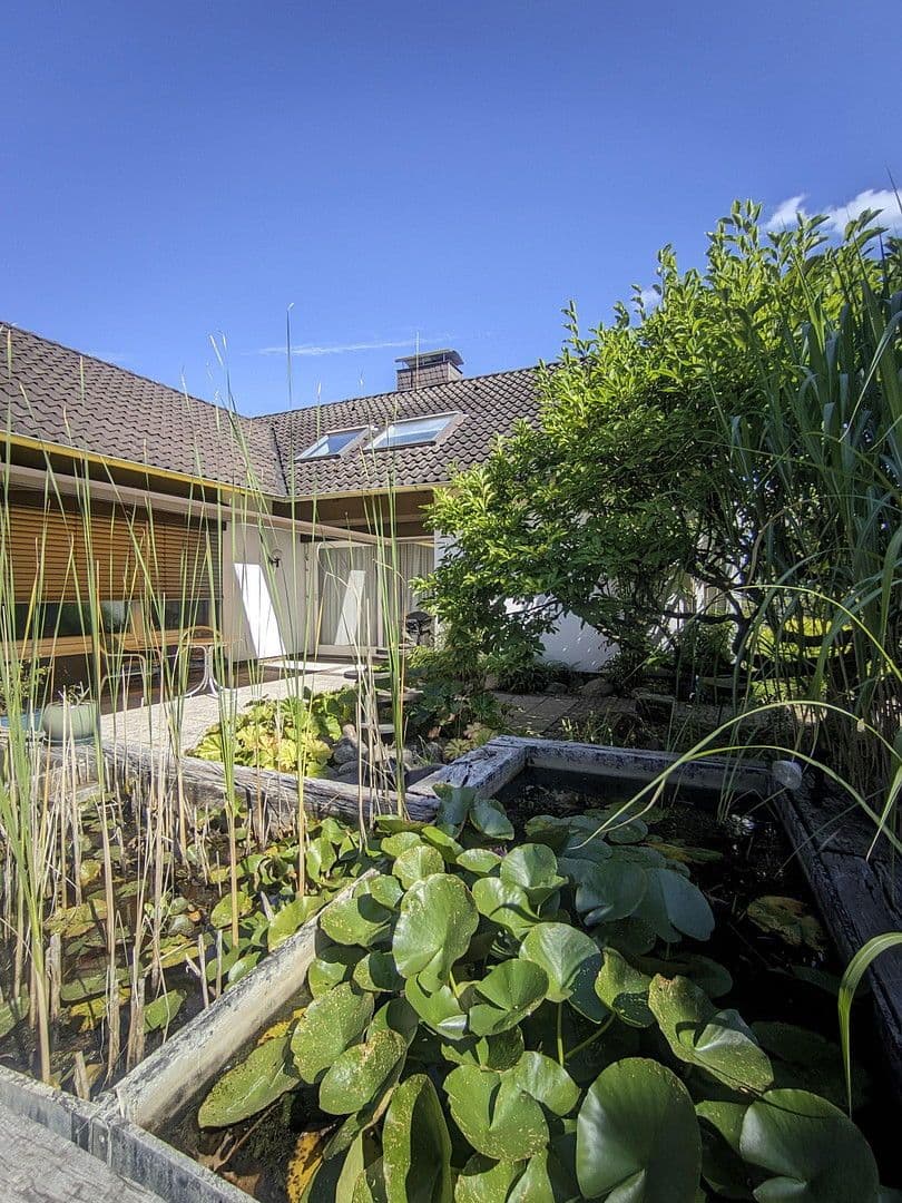 Predaj domu 147 m², pozemek 828 m², Celle, Dolné Sasko Predaj domu 147 m², pozemek 828 m², Celle, Dolné Sasko