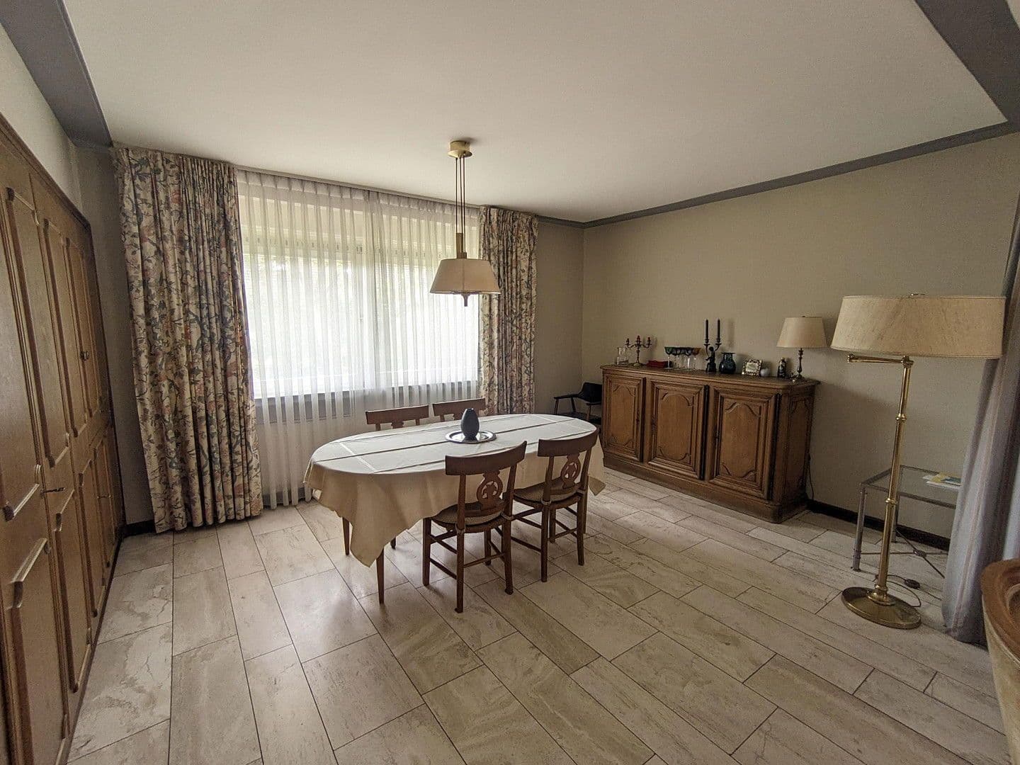 Predaj domu 147 m², pozemek 828 m², Celle, Dolné Sasko Predaj domu 147 m², pozemek 828 m², Celle, Dolné Sasko