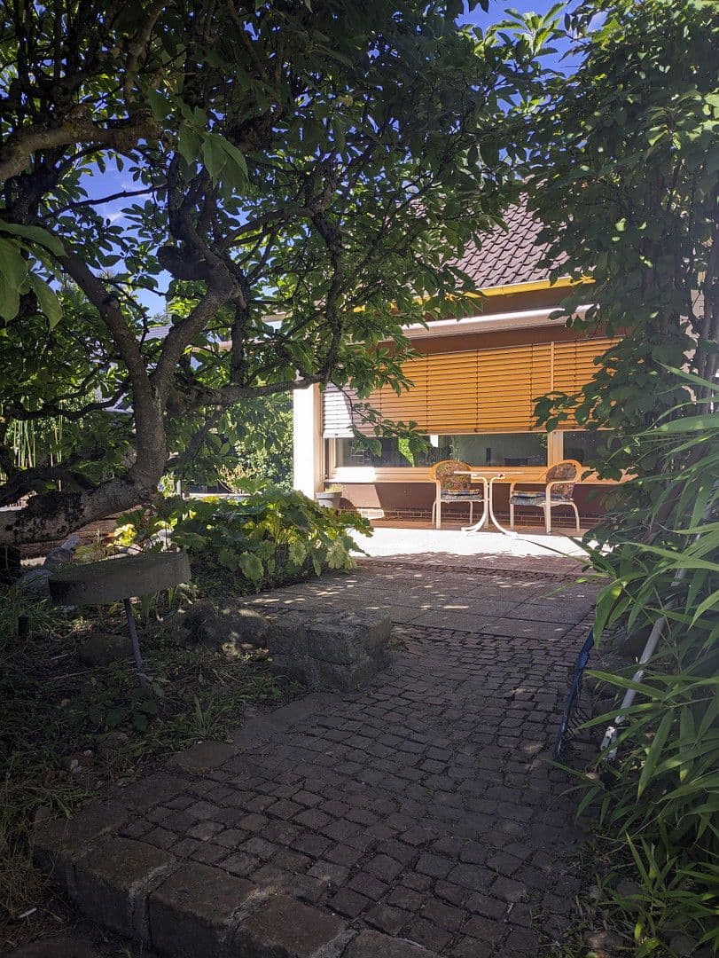 Predaj domu 147 m², pozemek 828 m², Celle, Dolné Sasko Predaj domu 147 m², pozemek 828 m², Celle, Dolné Sasko