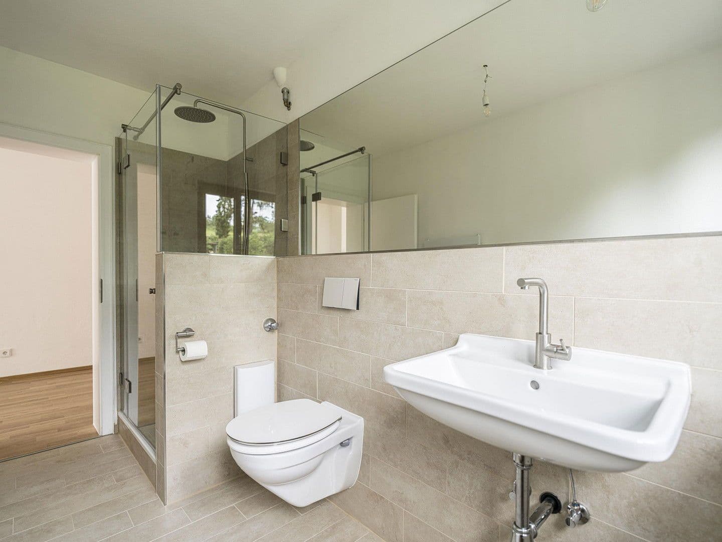 Prenájom bytu 4-izbový 86 m², Taunusstein, Hesensko Prenájom bytu 4-izbový 86 m², Taunusstein, Hesensko