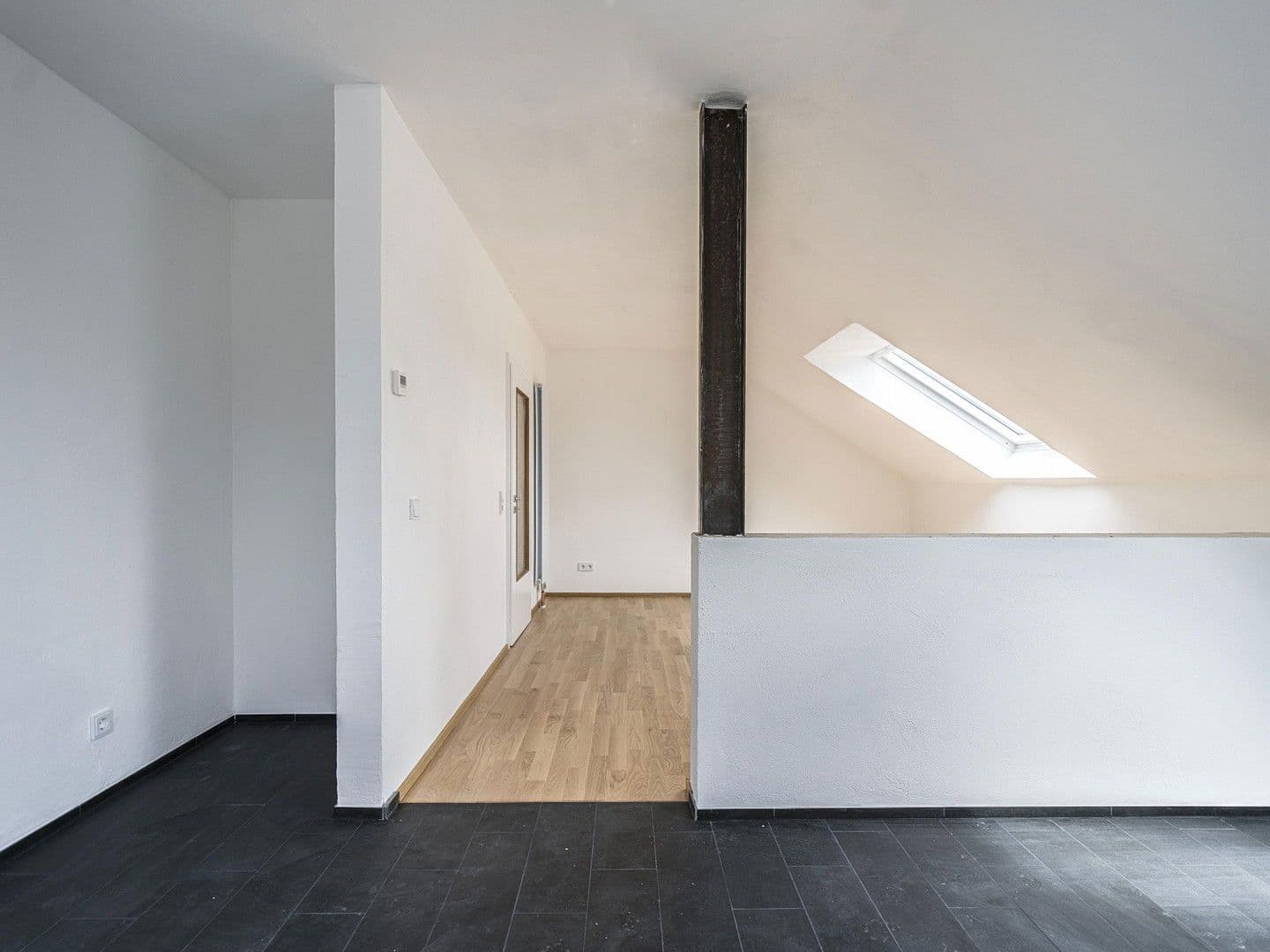 Prenájom bytu 4-izbový 86 m², Taunusstein, Hesensko Prenájom bytu 4-izbový 86 m², Taunusstein, Hesensko