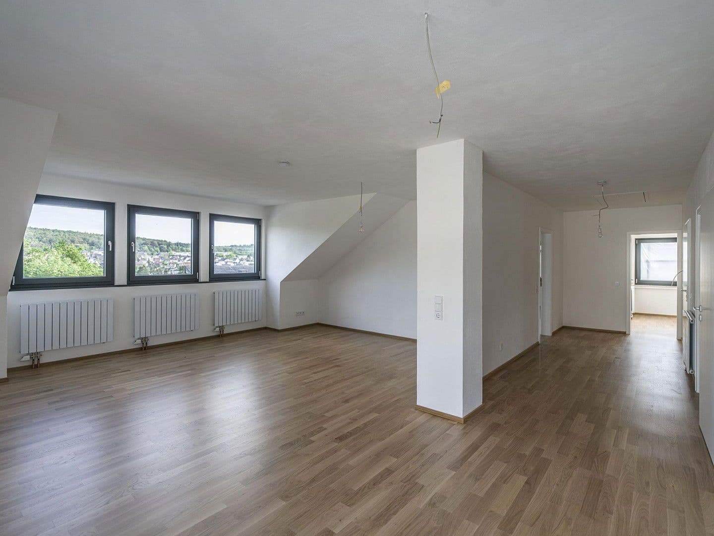 Prenájom bytu 4-izbový 86 m², Taunusstein, Hesensko Prenájom bytu 4-izbový 86 m², Taunusstein, Hesensko