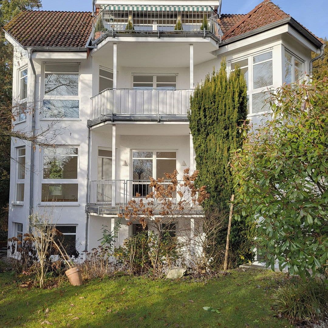 Prenájom bytu 6-izbový 175 m², Oberursel (Taunus), Hesensko Prenájom bytu 6-izbový 175 m², Oberursel (Taunus), Hesensko