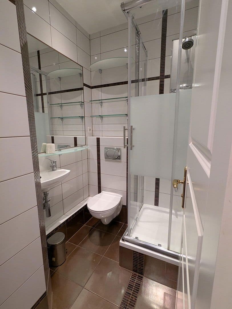 Predaj bytu 3-izbový 110 m², berlin, Berlín Predaj bytu 3-izbový 110 m², berlin, Berlín