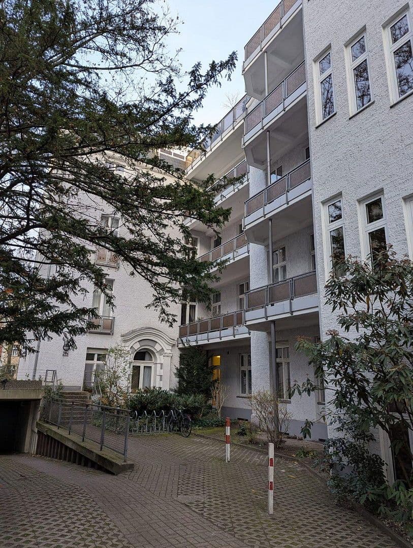 Predaj bytu 3-izbový 110 m², berlin, Berlín Predaj bytu 3-izbový 110 m², berlin, Berlín