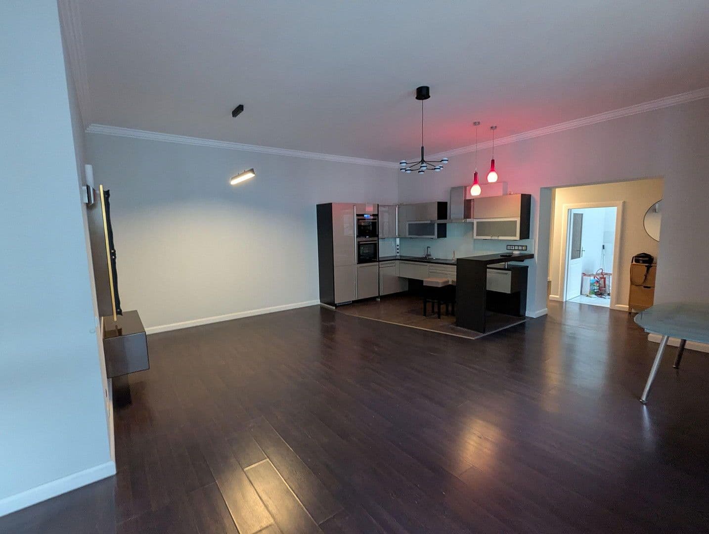 Predaj bytu 3-izbový 110 m², berlin, Berlín Predaj bytu 3-izbový 110 m², berlin, Berlín