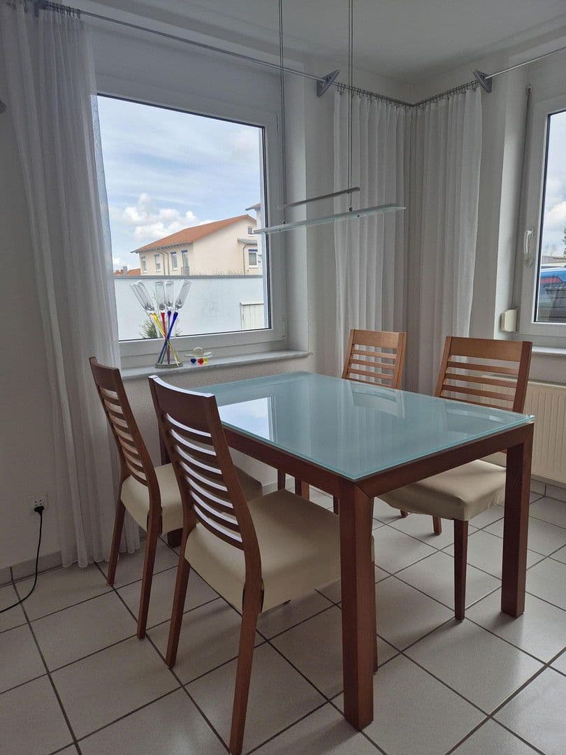 Predaj domu 147 m², pozemek 371 m², Calw, Bádensko-Wurttembersko Predaj domu 147 m², pozemek 371 m², Calw, Bádensko-Wurttembersko