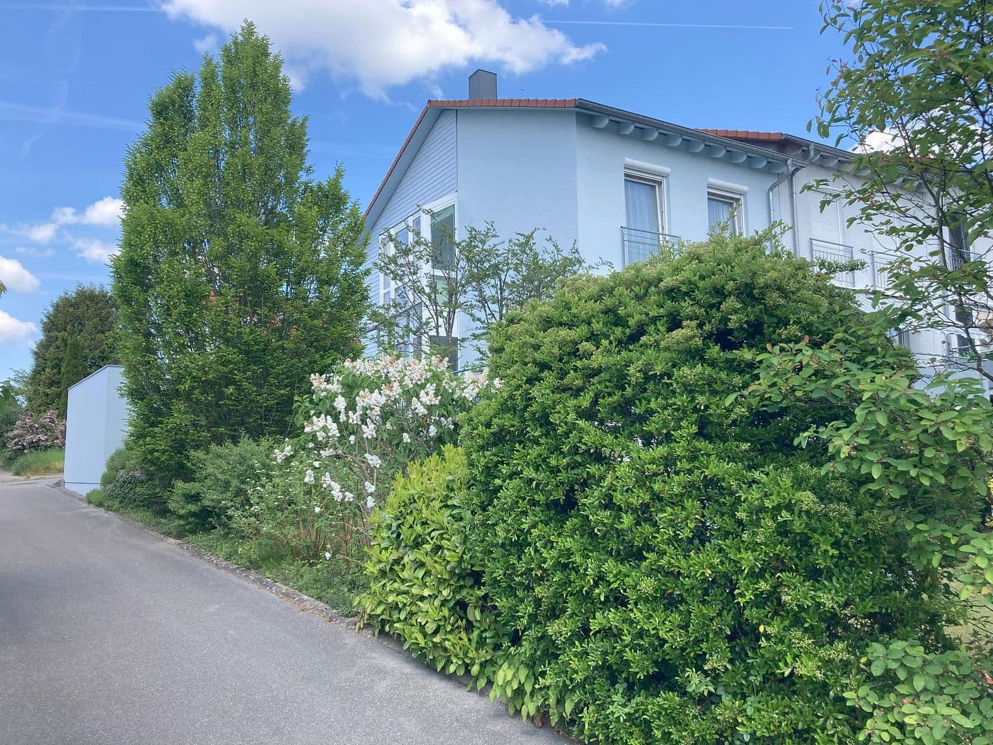 Predaj domu 147 m², pozemek 371 m², Calw, Bádensko-Wurttembersko Predaj domu 147 m², pozemek 371 m², Calw, Bádensko-Wurttembersko