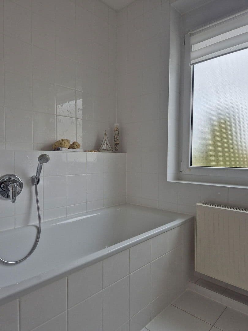 Predaj domu 147 m², pozemek 371 m², Calw, Bádensko-Wurttembersko Predaj domu 147 m², pozemek 371 m², Calw, Bádensko-Wurttembersko