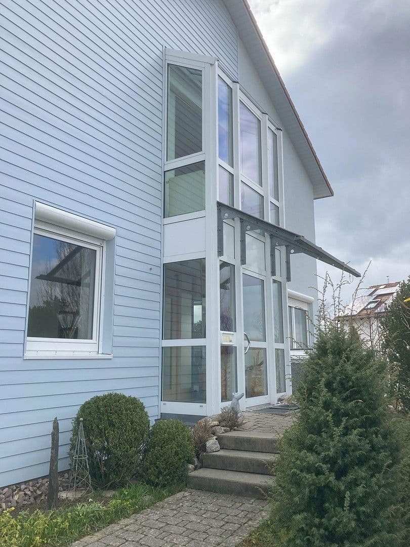 Predaj domu 147 m², pozemek 371 m², Calw, Bádensko-Wurttembersko Predaj domu 147 m², pozemek 371 m², Calw, Bádensko-Wurttembersko