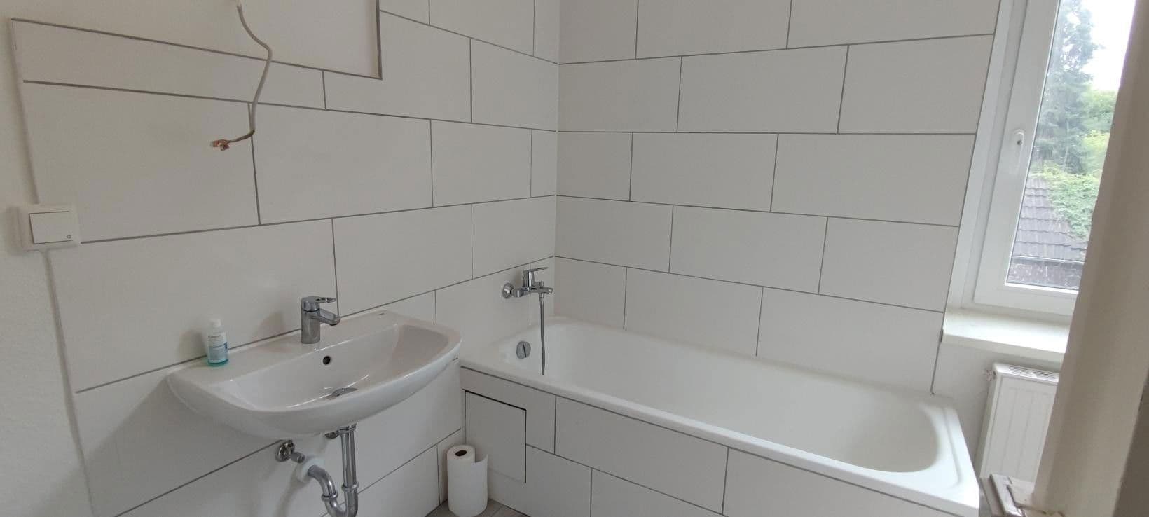 Prenájom bytu 4-izbový 88 m², Thüringer Str. 31, Oberhausen, Severné Porýnie - Westfálsko Prenájom bytu 4-izbový 88 m², Thüringer Str. 31, Oberhausen, Severné Porýnie - Westfálsko