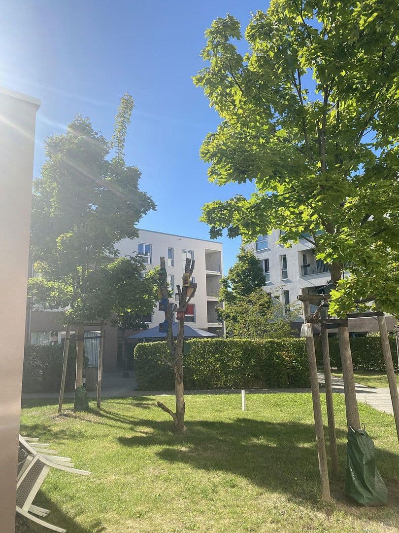 Prenájom bytu 2-izbový 93 m², Ernst Haeckel Straße 17-18, Erfurt, Durínsko Prenájom bytu 2-izbový 93 m², Ernst Haeckel Straße 17-18, Erfurt, Durínsko