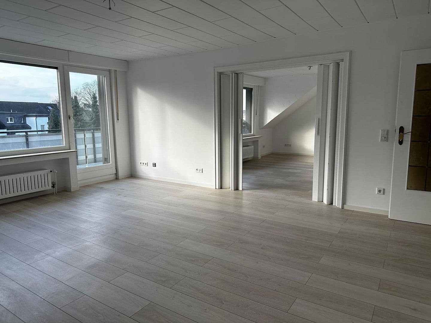 Predaj bytu 4-izbový 117 m², Oberhausen, Severné Porýnie - Westfálsko Predaj bytu 4-izbový 117 m², Oberhausen, Severné Porýnie - Westfálsko