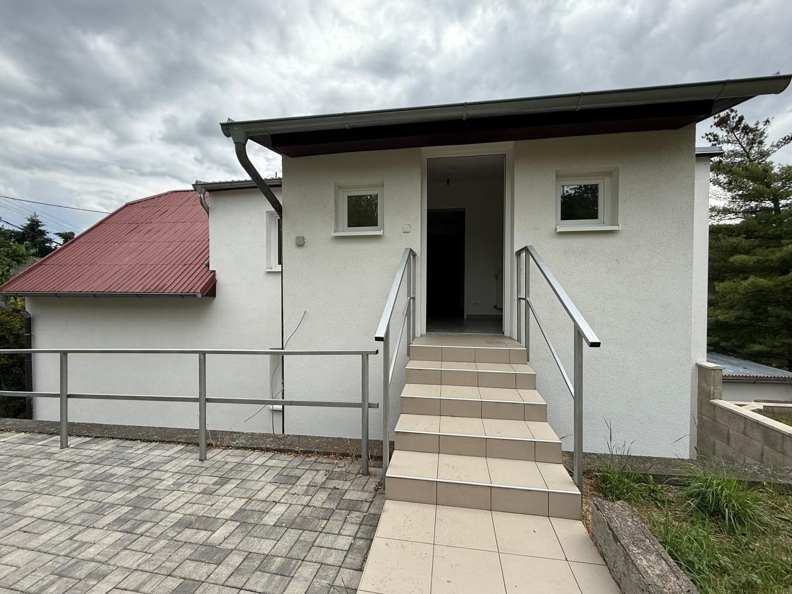 Predaj domu 300 m², pozemek 902 m², Na Ovčičkách, Hradištko, Středočeský kraj Predaj domu 300 m², pozemek 902 m², Na Ovčičkách, Hradištko, Středočeský kraj