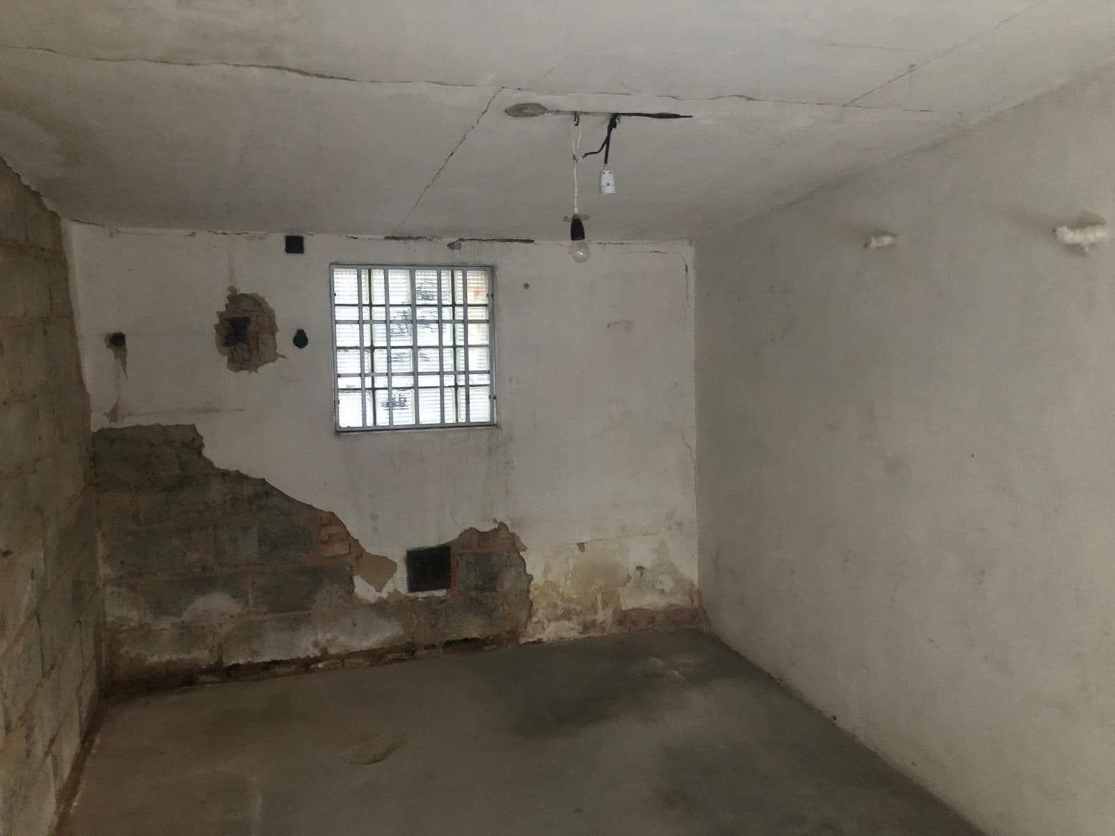 Predaj garáže 20 m², Vamberská, Praha, Praha Predaj garáže 20 m², Vamberská, Praha, Praha