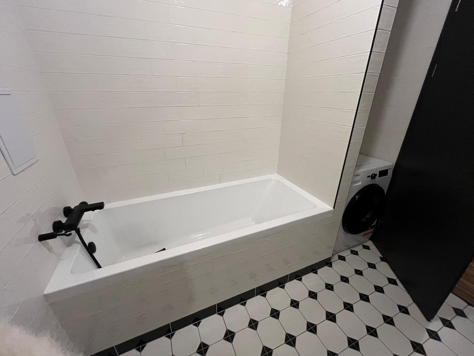 Prenájom bytu 1-izbový 34 m², V Pitkovičkách, Praha, Praha Prenájom bytu 1-izbový 34 m², V Pitkovičkách, Praha, Praha